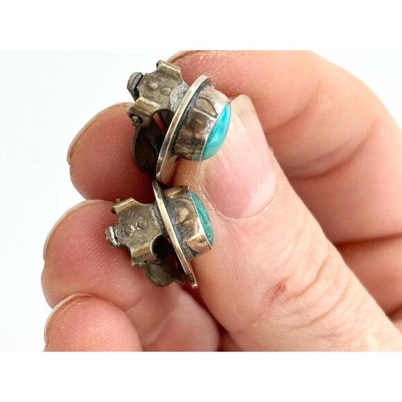 Native American Silver T Pewter Vintage Turquoise Bezel Set Modernist Studs - Picture 8 of 10